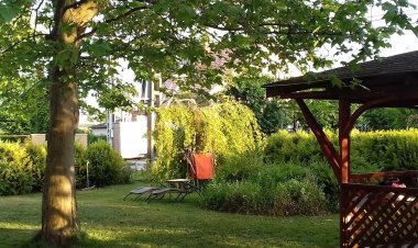 Édenkert Vendégház Balatonszabadi