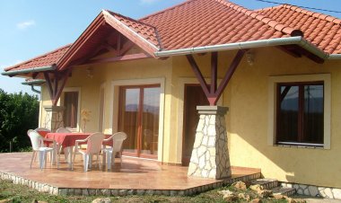 Aqua Apartman Vendégház Mátraderecske