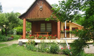 Vincellér Vendégház Királyszentistván