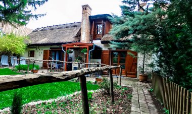 Kőhíd Vendégház Vászoly