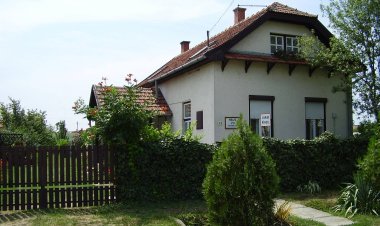 Abádi Borostyános Vendégház Abádszalók