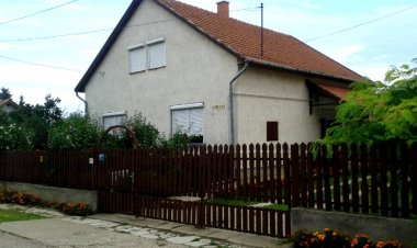 Alkusz-lak Ház Abádszalók