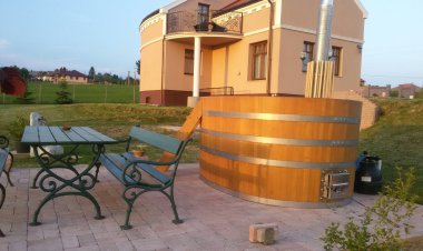 Hölgykő Vendégház Farkasgyepű