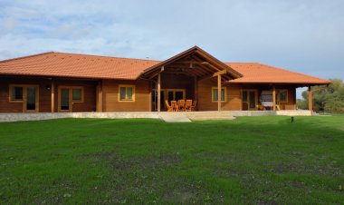 Majorka Vendégház Diósjenő