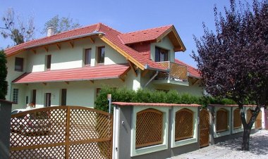 Ibolya Apartmanok Balatonberény