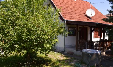 Diófa Vendégház Velence