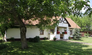 Cinege Vendégház Bugac