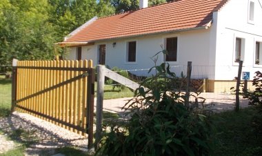 Bárókerti Vendégház Felsőörs