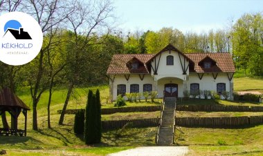 Kékhold Vendégház Bárdudvarnok