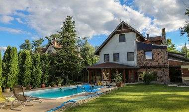 Fáradt Vándor Vendégház Domonyvölgy