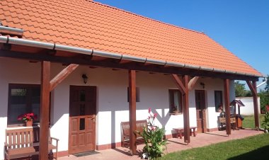 Szenkeparti Vendégház Penyige