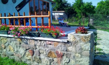 Vladent Vendégház és Életmód Központ Pere