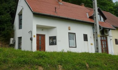 Naspolya Vendégház Hűvösvölgy Bátaapáti