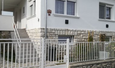 Tilla-Lak Zirc