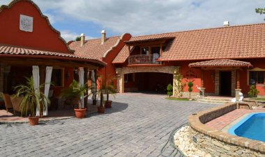 Villa Medici Vendégház Kiskőrös