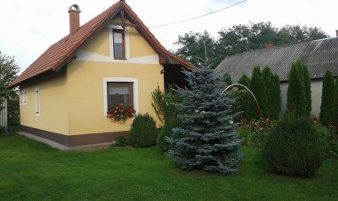 Éva Lak Kiskunmajsa