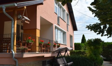 Ujvári Vendégház Fertőd