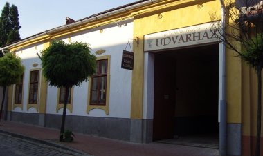 Rozmaringos Udvarház Dunaföldvár