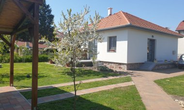 Tápler Vendégház Balatonboglár