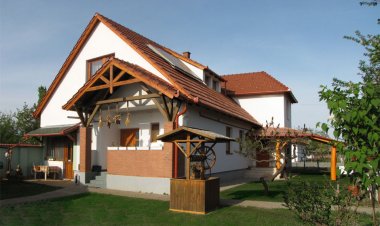 Ádám és Éva Vendégház Ebes