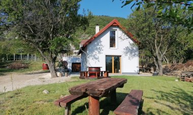 Fehér Vendégház Balatonederics