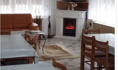 Hegyalja Ház Abasár