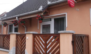 Apollo Vendégház Edelény