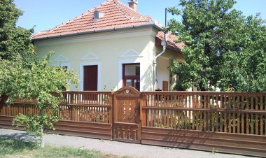 Hidaskapus Vendégház Mezőkövesd