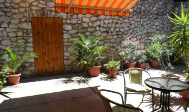 Almagyar Vendégház Eger