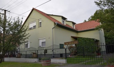 Csiki Vendégház Villány