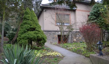 Vár-lak Vendégház a Bódva-völgyében Szendrő