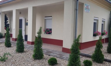 Harmónia Kisház Vendégház Poroszló