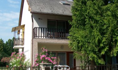 Gyöngyi Vendégház Balatonföldvár
