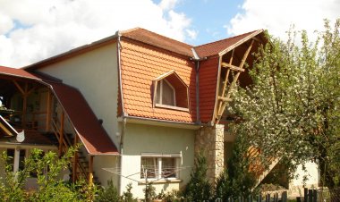 Hegyalja Vendégház Balatonföldvár