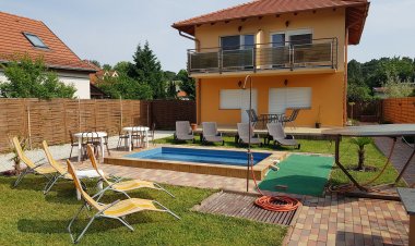 Napsugár Villa B Siófok