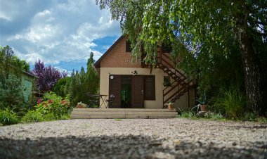 Aranypart Vendégház Tiszakécske