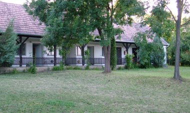 Napraforgó Turistaház Pusztaberki