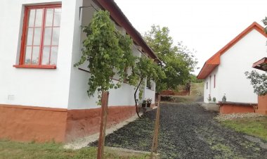 Nagyhaláp Vendégház Cserháthaláp