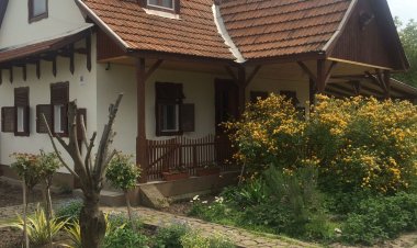 Szűcs Vendégház Tiszanána