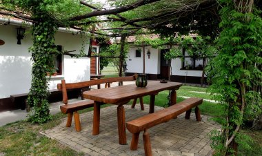 Szérűskert Vendégház Pusztaszer