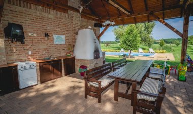 Tóthék Faluszéli Vendégháza Szentkozmadombja