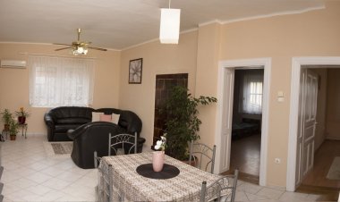 Tüskevár Vendégház Kaposvár