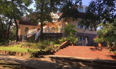 Káptalan Vendégház Balatonalmádi- Káptalanfüred