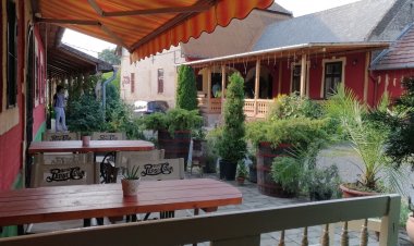 Hangonyi Pizzéria és Vendégház Hangony