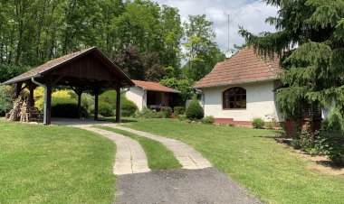 Dora Vendégház Öreglak