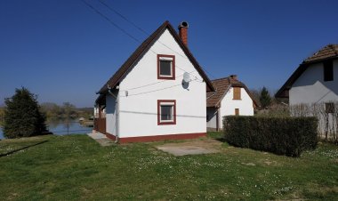 Maros Vendégház Gyékényes