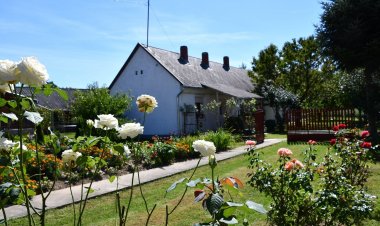 Kézműves Udvar Vendégház Murakeresztúr