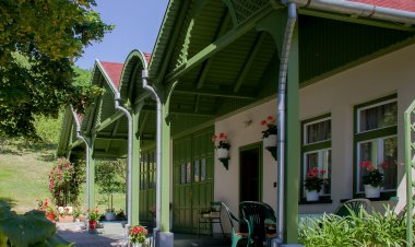 Mézes Vendégház és Apartman Kehidakustány