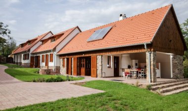 Oszter-Ház Falusi Vendégbirtok Kékkút