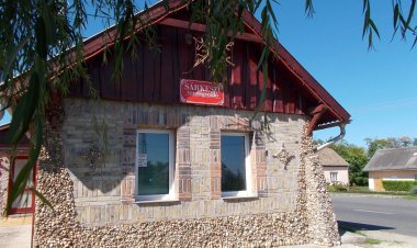 Sárkeszi Vendégszálló Sárkeszi